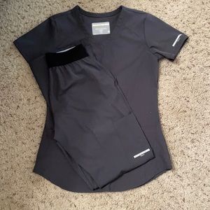 Gray sketchers scrubs. Top & bottom XXS.